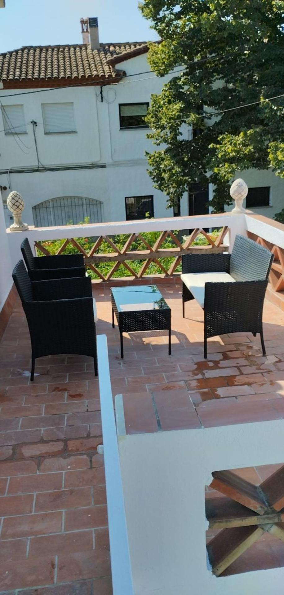 Casa Centrica En Girona Villa Buitenkant foto
