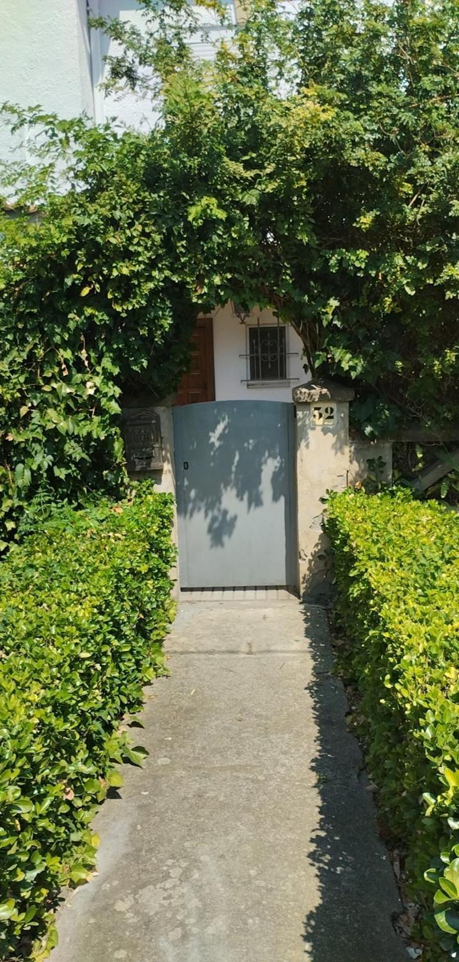 Casa Centrica En Girona Villa Buitenkant foto